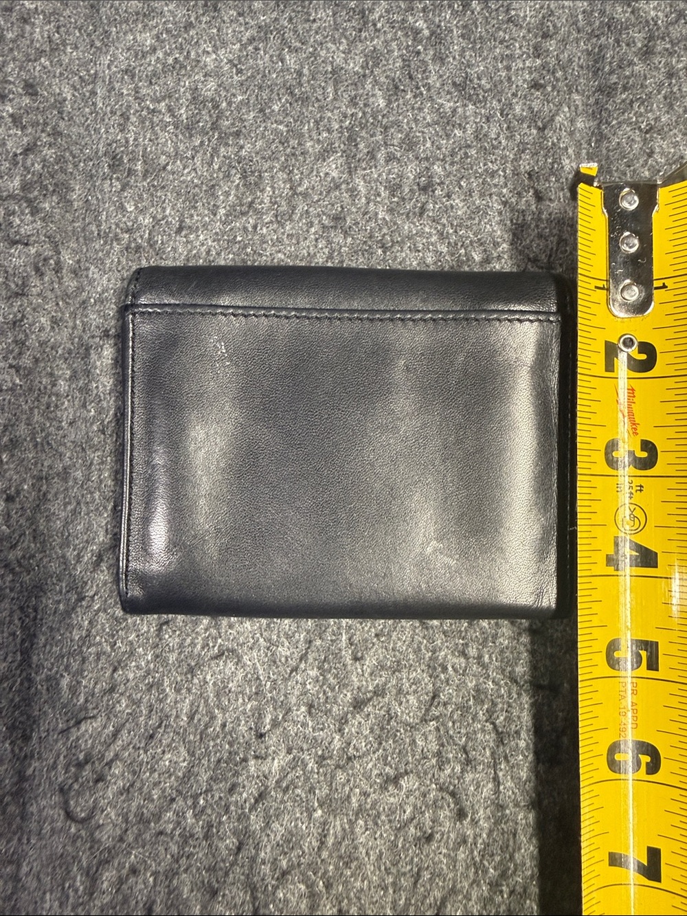The Sak Black Leather Compact Fold Wallet - Picture 5 of 8